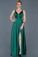 Zümrüt Yeşili Uzun Saten Yırtmaçlı Nişan Elbisesi ABU807