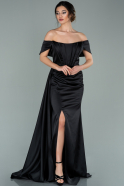 Siyah Kayık Yaka Kuyruklu Uzun Saten Abiye Elbise ABU2063