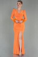 Orange Otrişli Uzun Kol Yırtmaçlı Abiye Elbise ABU2804