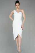 Kısa Beyaz Davet Elbisesi ABK1635
