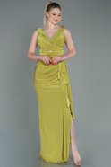 Fıstık Yeşili Yırtmaçlı Uzun Mezuniyet Elbisesi ABU3098