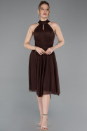 Kahve Halter Yaka Midi Şifon Mezuniyet Elbisesi ABK2612