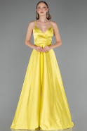 Fıstık Yeşili Göğüs Ve Sırt Dekolteli Uzun Saten Abiye Elbise ABU6573