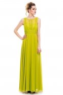 Uzun Fıstık Yeşili Dekoltesiz Mezuniyet Elbisesi S3988