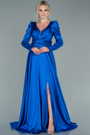 Saks Mavi Uzun Kol Yırtmaçlı Saten Abiye Elbise ABU2470