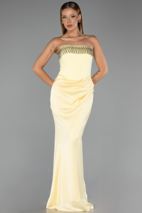 Sarı Taşlı Straplez Yaka Uzun Saten Balık Abiye ABU5820