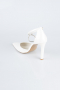 Beyaz Cilt Stiletto AB1139