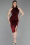 Bordo Halter Yaka Yırtmaçlı Simli Midi Davet Elbisesi ABK2635