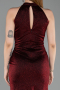 Bordo Halter Yaka Yırtmaçlı Simli Midi Davet Elbisesi ABK2635