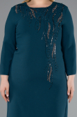 Zümrüt Yeşili Kapri Kol Taşlı Midi Büyük Beden Davet Elbisesi ABK2197
