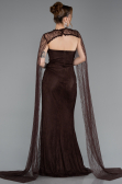 Kahve Straplez Yırtmaçlı Uzun Pelerinli Dantel Abiye ABU5614