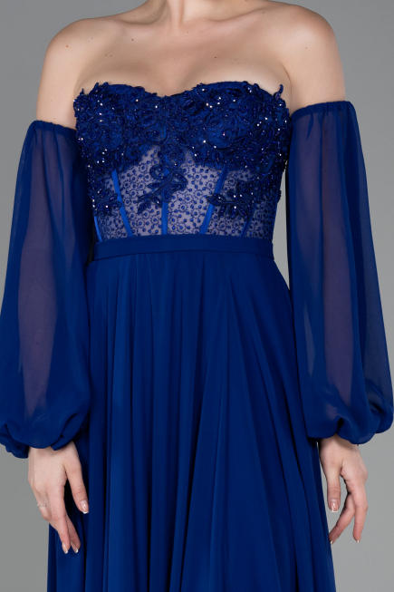 Saks Mavi Straplez Balen Korse Yırtmaçlı Şifon Abiye ABU3265