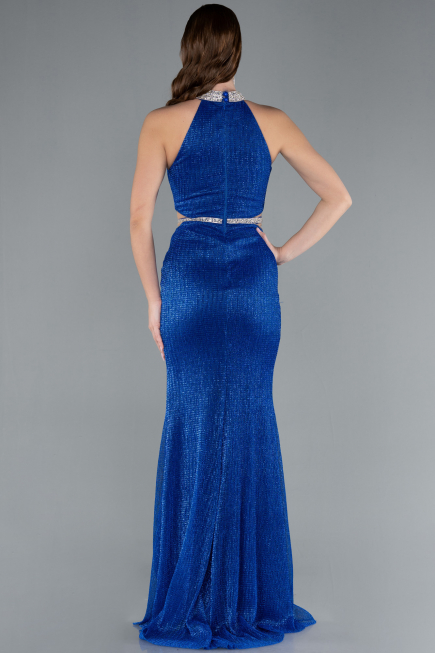 Saks Mavi Halter Yaka Yırtmaçlı Uzun Simli Balık Abiye Elbise ABU4766