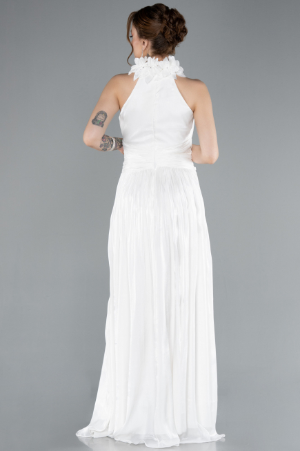 Ekru Halter Yaka Uzun Şifon Abiye Elbise ABU4811