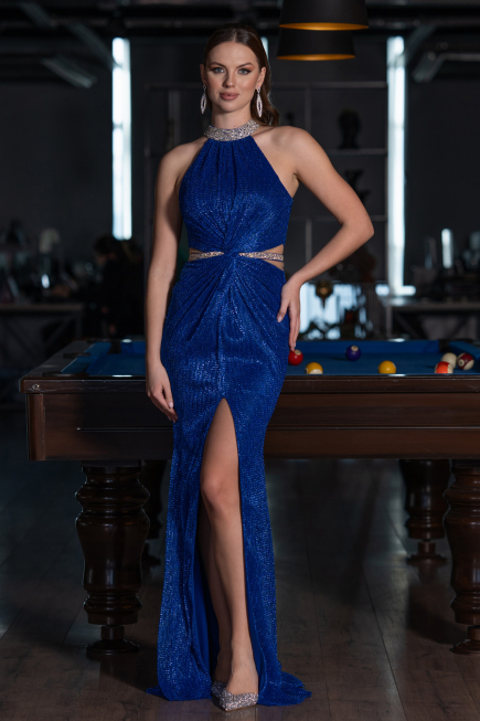 Saks Mavi Halter Yaka Yırtmaçlı Uzun Simli Balık Abiye Elbise ABU4766