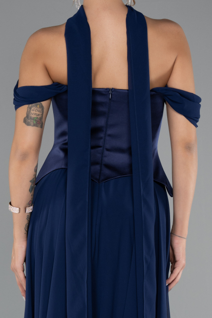 Lacivert Kayık Yaka Saten Peplum Kesim Uzun Şifon Abiye ABU5327