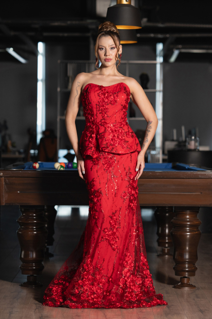 Kırmızı Straplez 3D Çiçek İşlemeli Peplum Uzun Abiye ABU5249