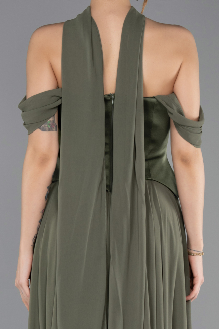 Haki Kayık Yaka Saten Peplum Kesim Uzun Şifon Abiye ABU5327