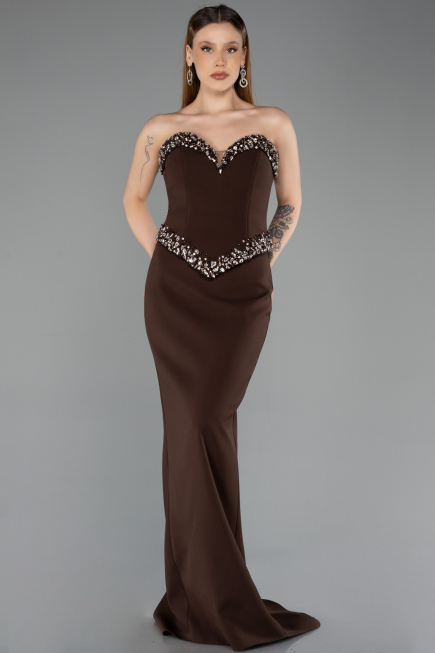 Kahve Taşlı Straplez Yaka Peplum Uzun Abiye Elbise ABU5610