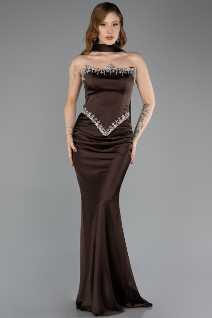 Kahve Taşlı Straplez Peplum Kesim Uzun Saten Balık Abiye ABU5644