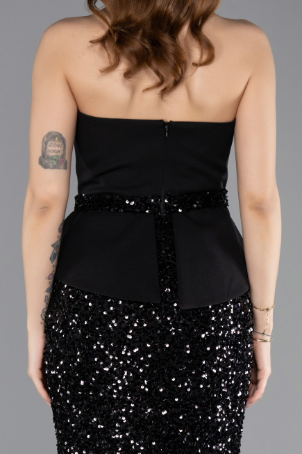 Siyah Asimetrik Straplez Yaka Peplum Uzun Pullu Abiye ABU5654