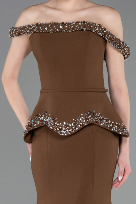 Kahve Taşlı Kayık Yaka Peplum Uzun Özel Tasarım Abiye ABU5758