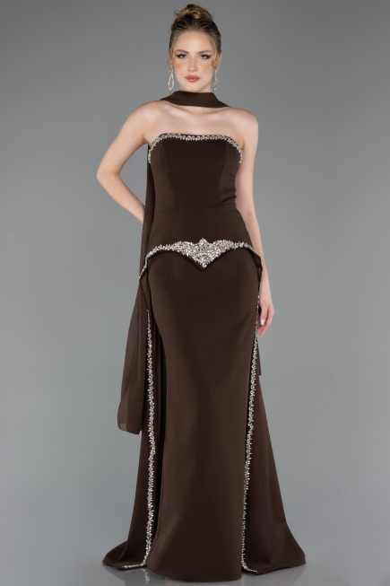 Kahve Taşlı Straplez Yaka Peplum Uzun Kuyruklu Abiye ABU5769