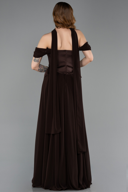 Kahve Kayık Yaka Saten Peplum Kesim Uzun Şifon Abiye ABU5327