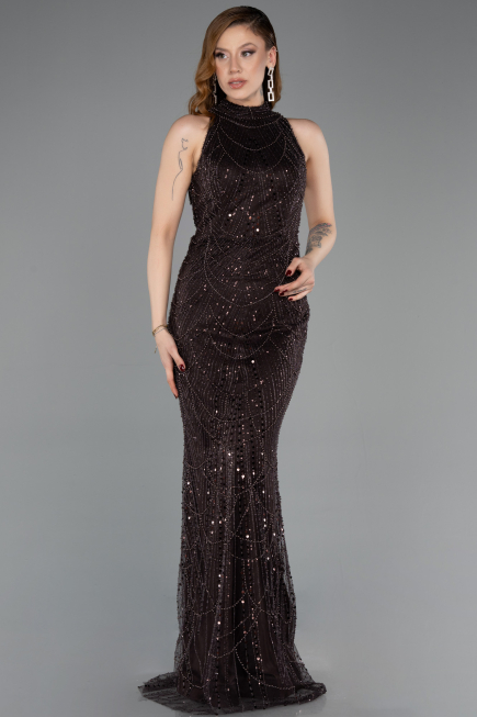 Kahve Halter Yaka Boncuklu Uzun Balık Abiye ABU4791