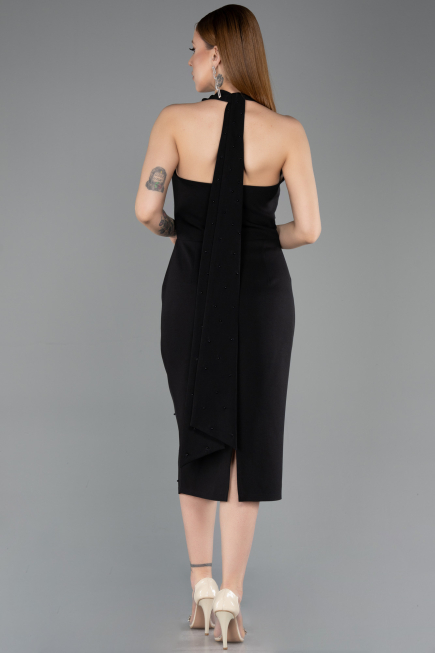 Siyah Çiçekli Halter Yaka İnci Detay Midi Davet Elbisesi ABK2551