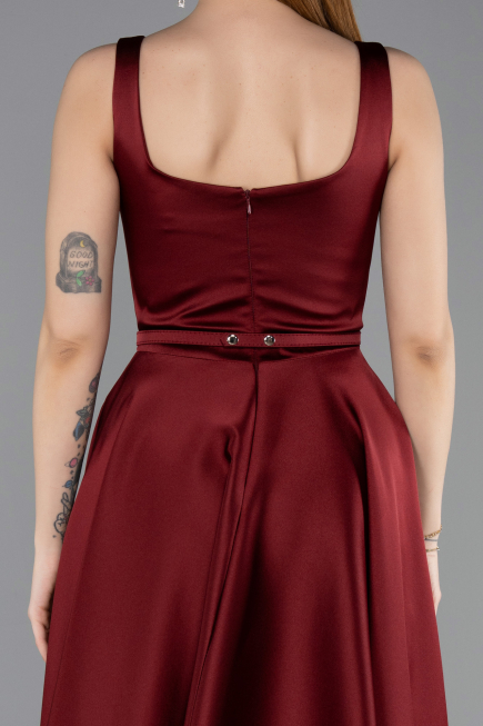 Bordo Kolsuz Kare Yaka Midi Kemerli Saten Davet Elbisesi ABK2586