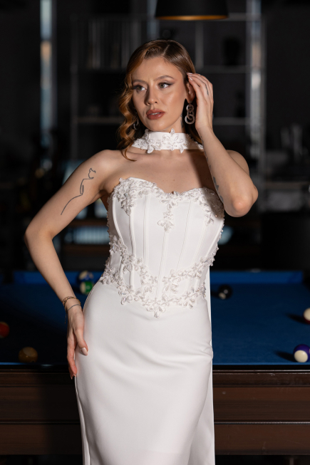 Ekru Taş İşlemeli Kalp Yaka Şallı Midi Nikah Elbisesi ABK2593