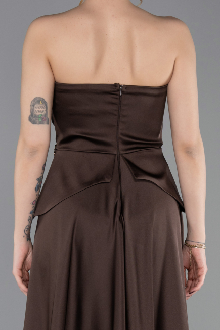 Kahve Straplez Peplum Kesim Kuyruklu Uzun Dantel Abiye ABU5615