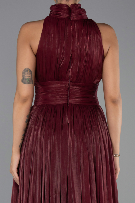 Bordo Halter Yaka Pliseli Uzun Şifon Abiye Elbise ABU6352