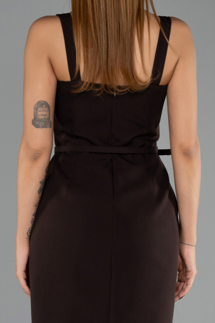 Kahve Askılı Kemerli Midi Davet Elbisesi ABK2688